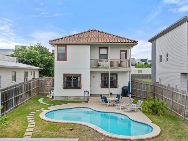 6006 Seville DR, Austin, TX 78724