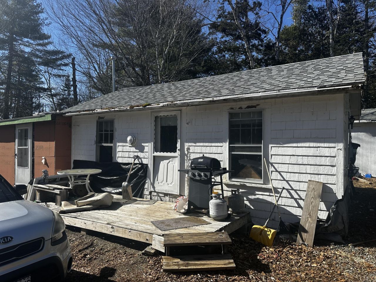 113 Fenwick Road Belmont, ME 04952