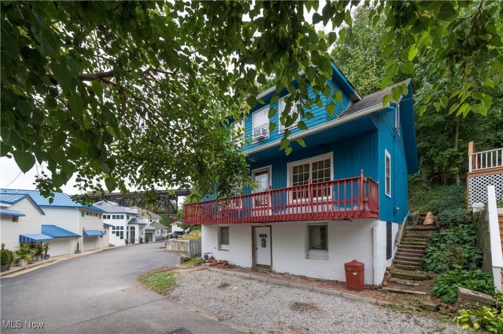 416 Riverdale Drive, Rocky River, OH 44116 Main Photo