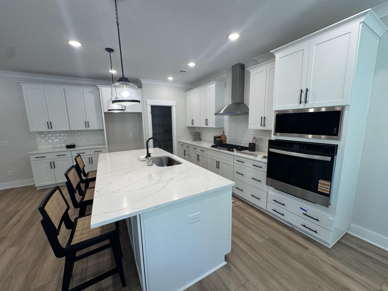 1956 Central Avenue Photo 15