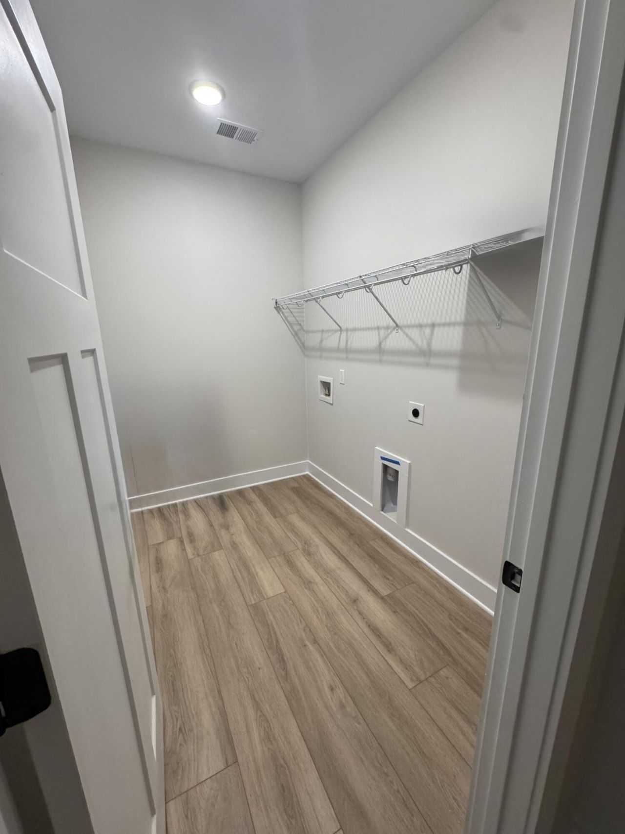 1956 Central Avenue Photo 8