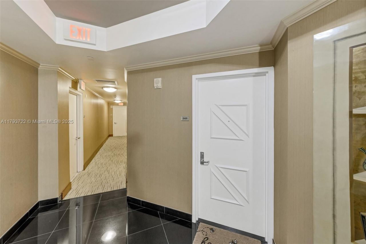 333 Las Olas Way, Unit 2401, Fort Lauderdale, FL 33301 Photo