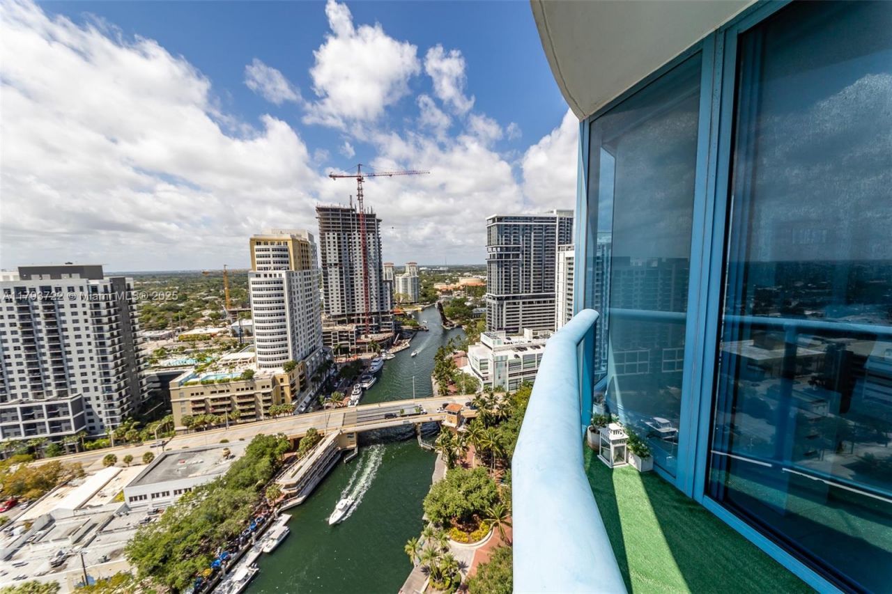 333 Las Olas Way, Unit 2401, Fort Lauderdale, FL 33301 Photo