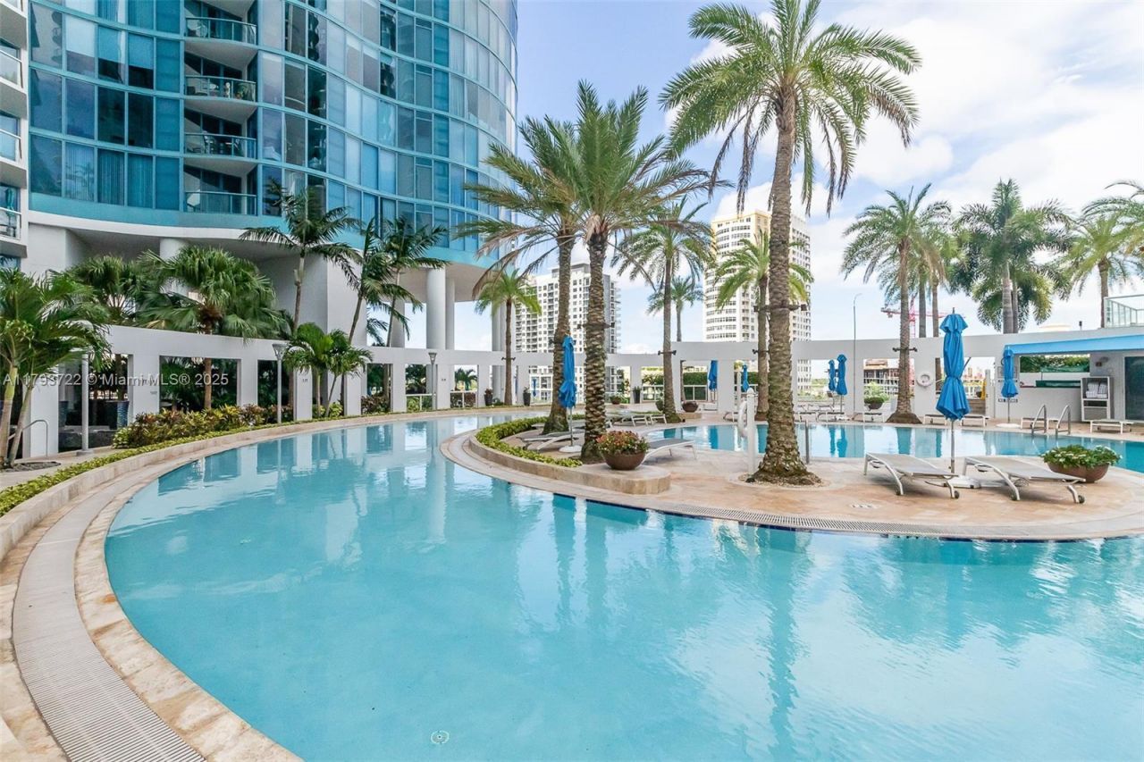 333 Las Olas Way, Unit 2401, Fort Lauderdale, FL 33301 Photo