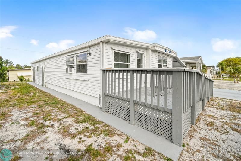 7897 SE Swan Ave, Hobe Sound, FL 33455 Photo