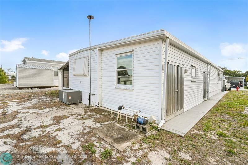 7897 SE Swan Ave, Hobe Sound, FL 33455 Photo