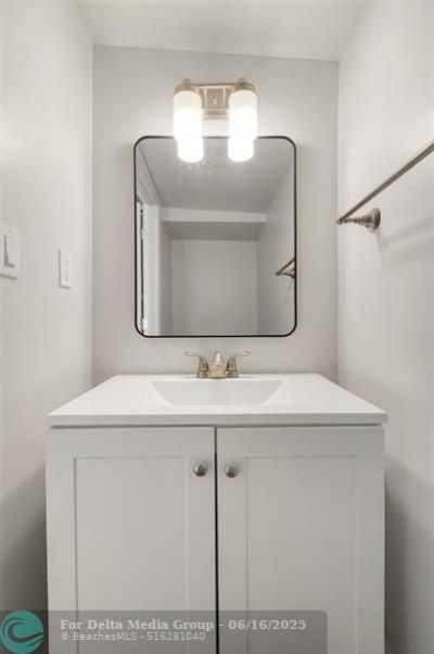 7897 SE Swan Ave, Hobe Sound, FL 33455 Photo