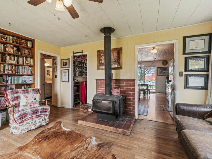 Property Image 9