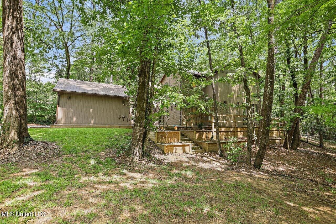 1844 Eastover Drive, Jackson, MS 39211 Main Photo