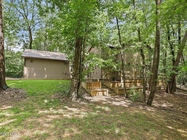 1844 Eastover Drive, Jackson, MS 39211