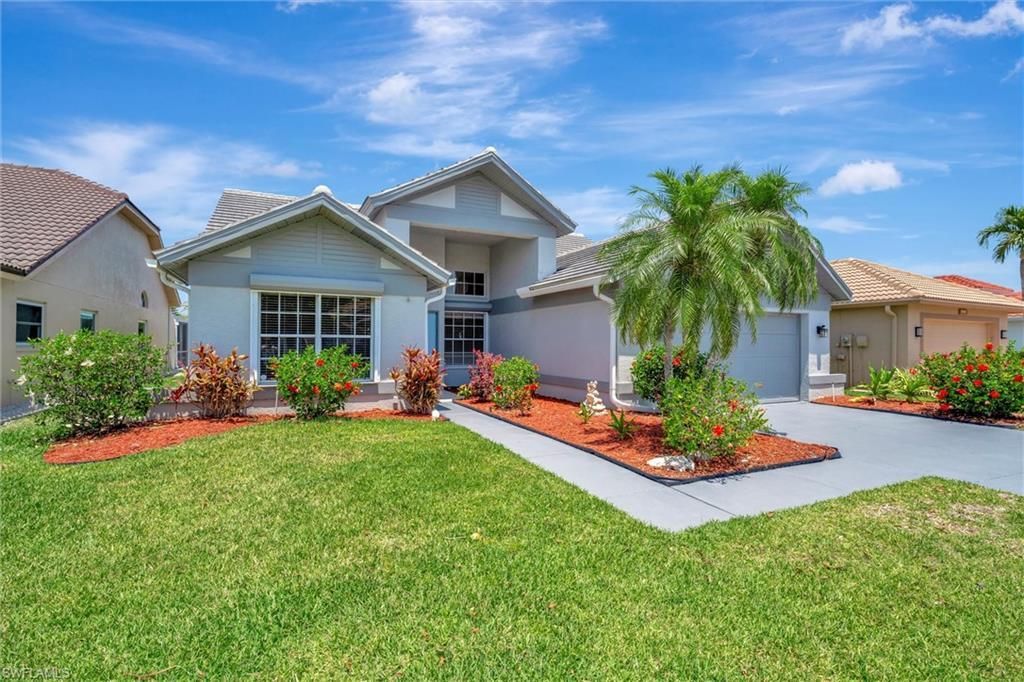 8216 Breton Cir, Fort Myers, FL 33912 Photo