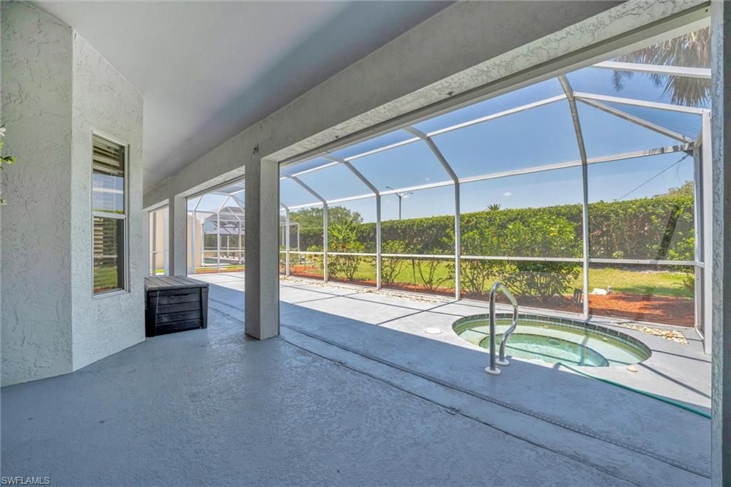 8216 Breton Cir, Fort Myers, FL 33912 Photo
