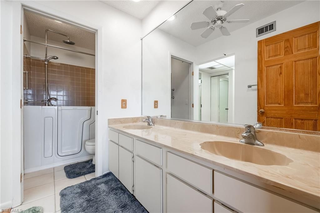 3458 Hancock Bridge Pkwy, Unit 163, North Fort Myers, FL 33903 Photo