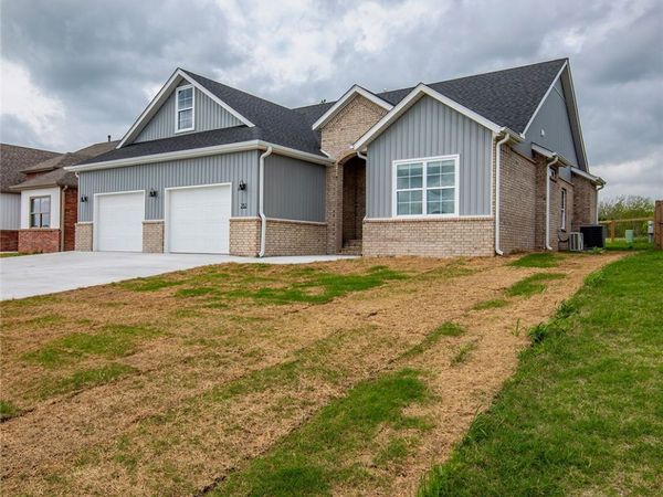 252 Nebo Street, Prairie Grove, AR 72753