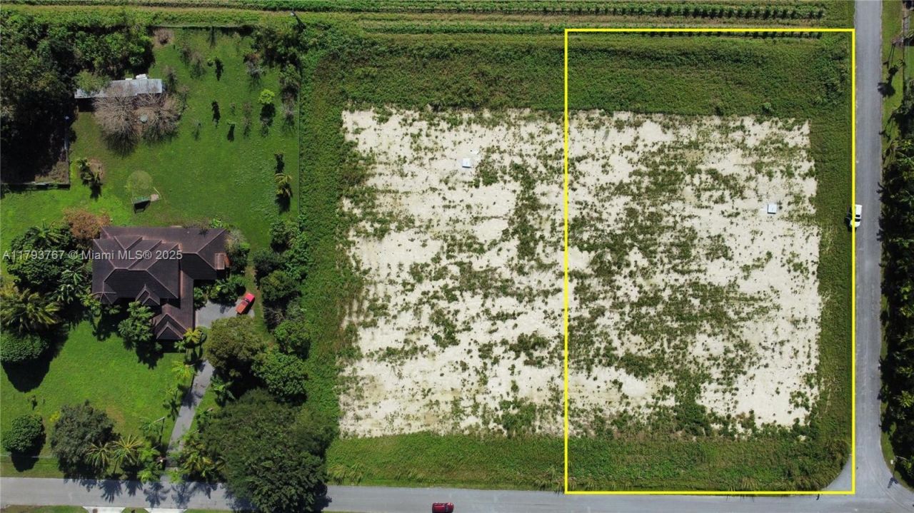 21298 SW 238th St, Miami, FL 33031 Photo