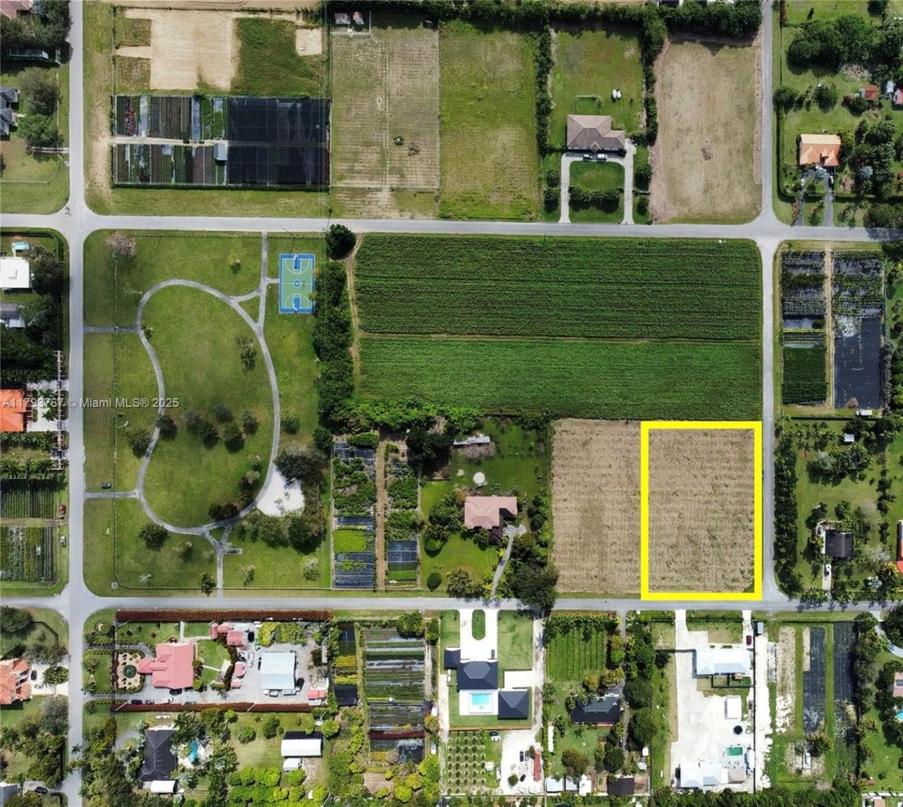 21298 SW 238th St, Miami, FL 33031 Photo