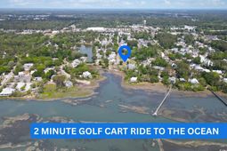 399 Elizabeth Dr. photo 4