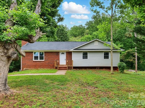 131 Little Forest Lane, Statesville, NC 28625