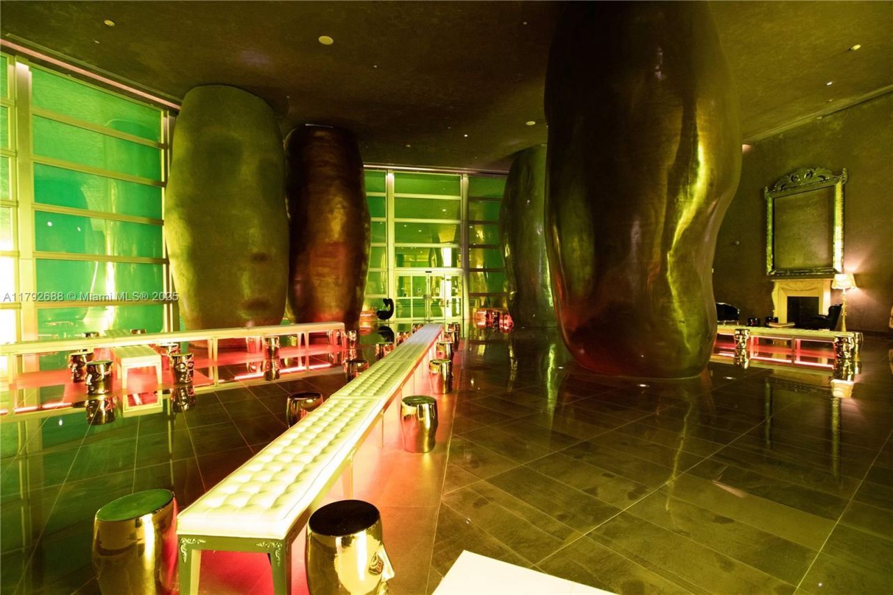 475 Brickell Ave, Unit 5007, Miami, FL 33131 Photo