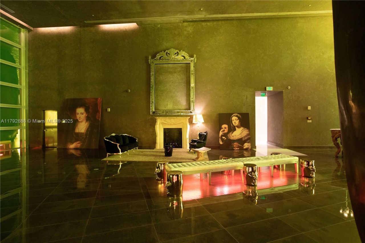 475 Brickell Ave, Unit 5007, Miami, FL 33131 Photo