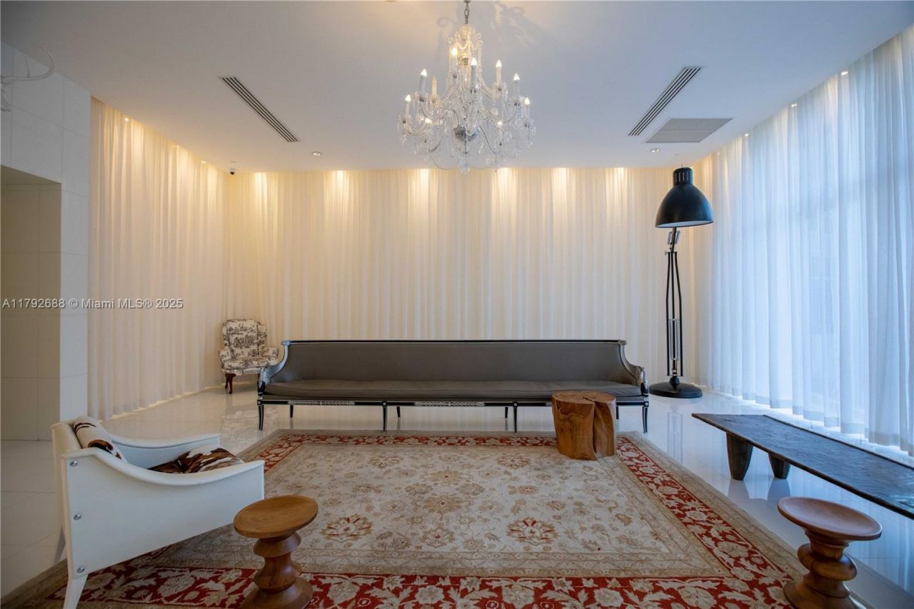 475 Brickell Ave, Unit 5007, Miami, FL 33131 Photo