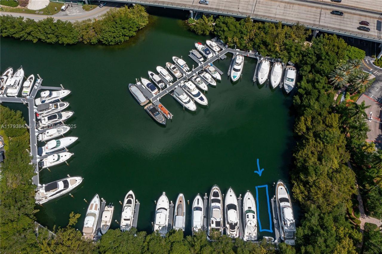 3575 Mystic Pointe Dr. Slip 99, Aventura, FL 33180 Photo