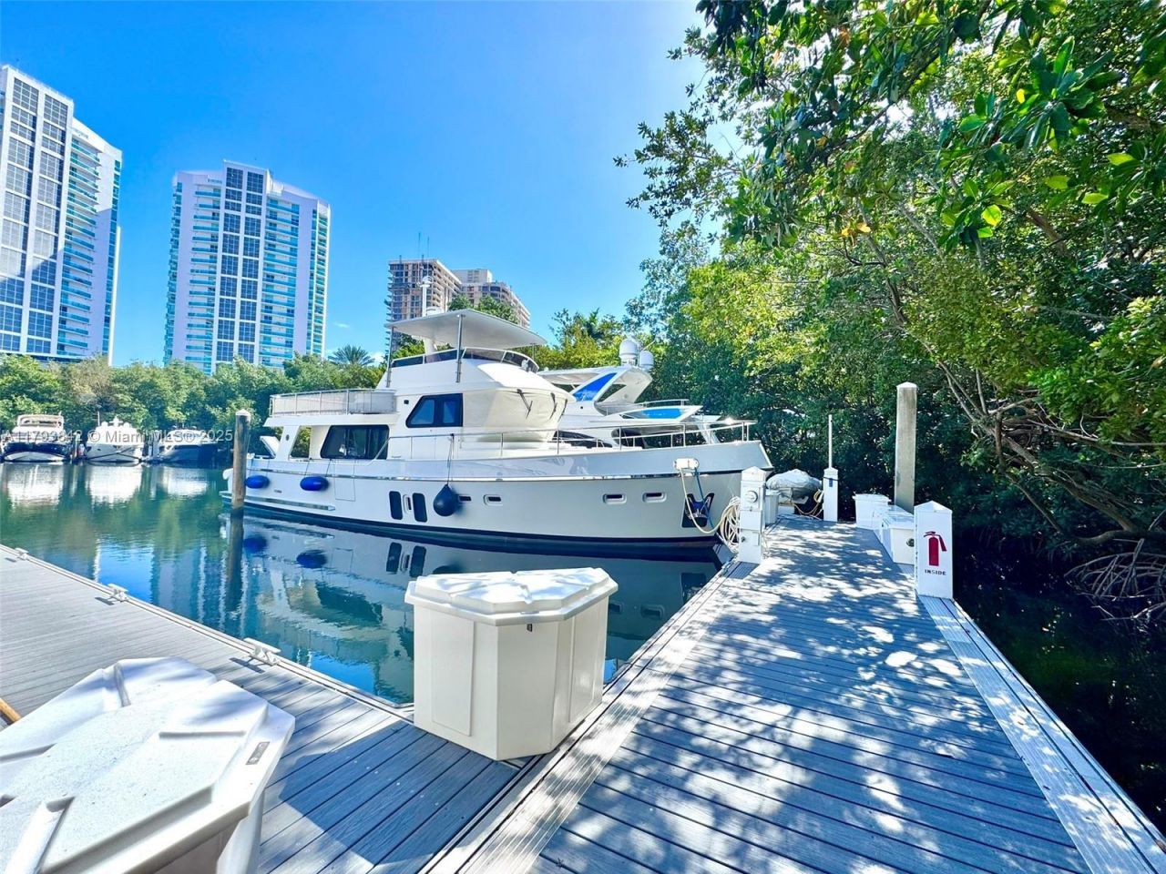 3575 Mystic Pointe Dr. Slip 99, Aventura, FL 33180 Photo