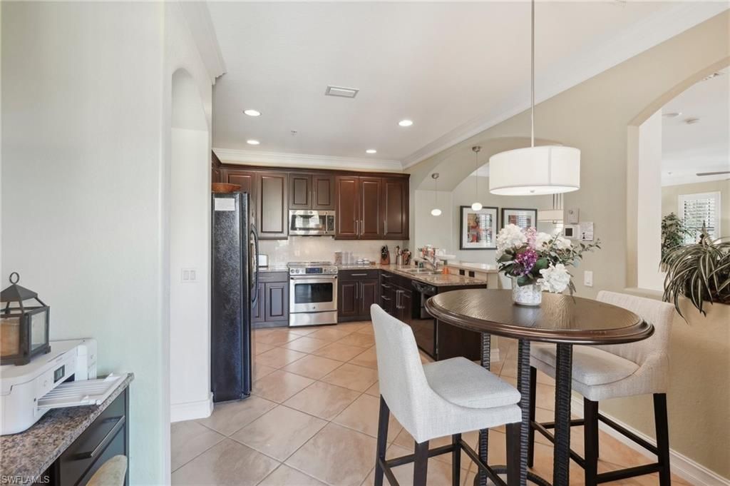 9108 Capistrano St S, Unit 7401, Naples, FL 34113 Photo