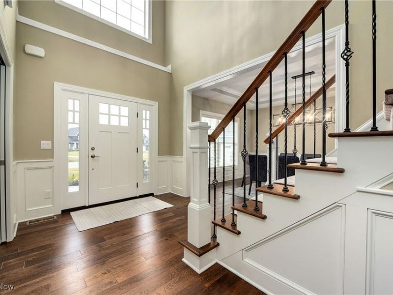 2716 Rocky Ridge Drive, Westlake, OH 44145 Photo 4