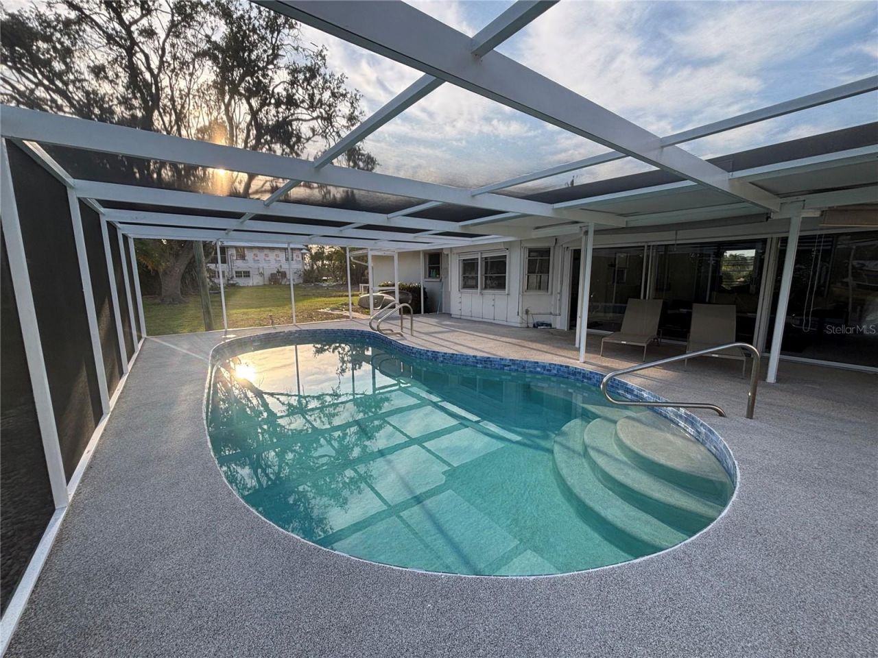 4411 Dolphin Lane, Palmetto, FL 34221 Photo