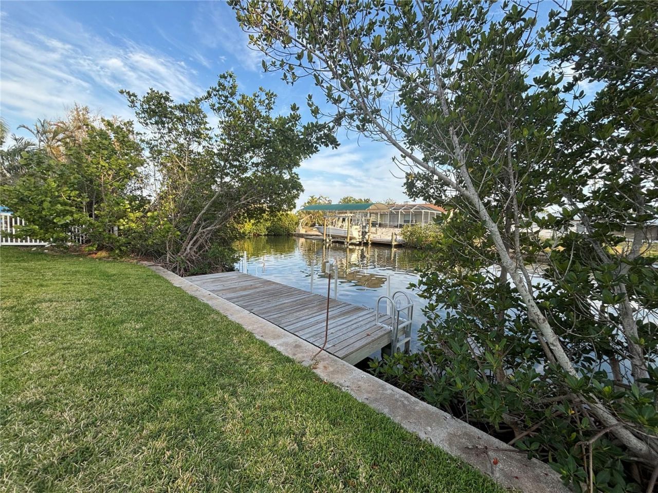 4411 Dolphin Lane, Palmetto, FL 34221 Photo