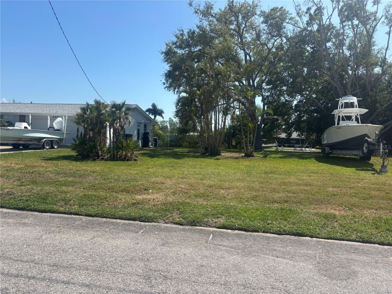 4411 Dolphin Lane, Palmetto, FL 34221 Photo