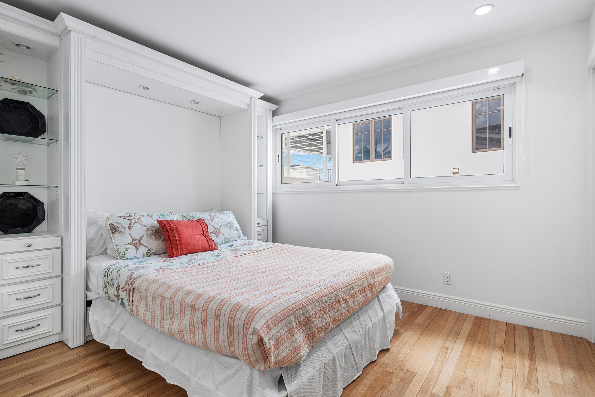 1906 Bay Drive, Pompano Beach, FL 33062 Photo