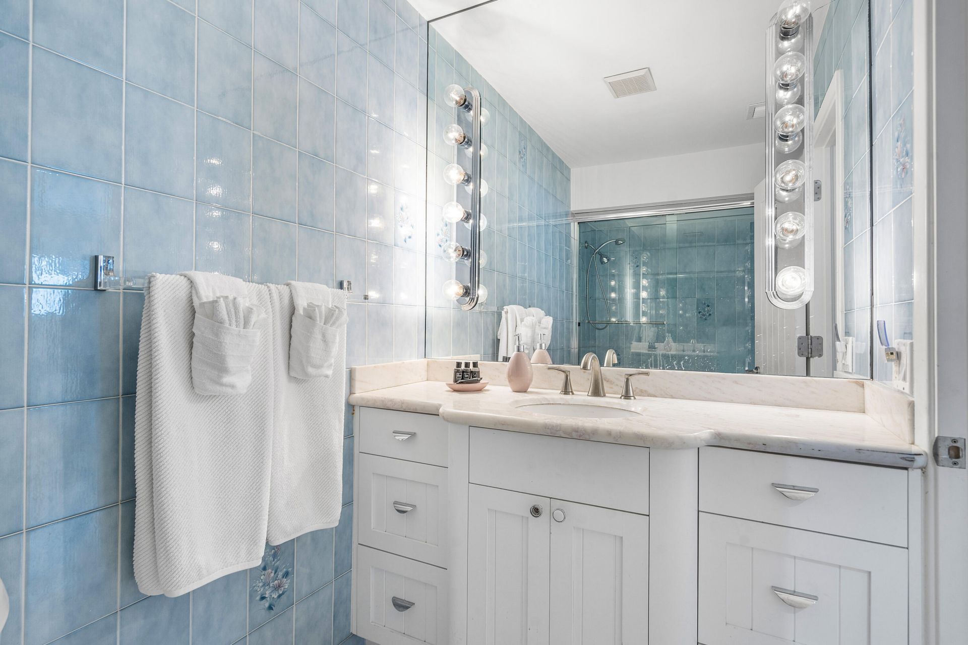 1906 Bay Drive, Pompano Beach, FL 33062 Photo