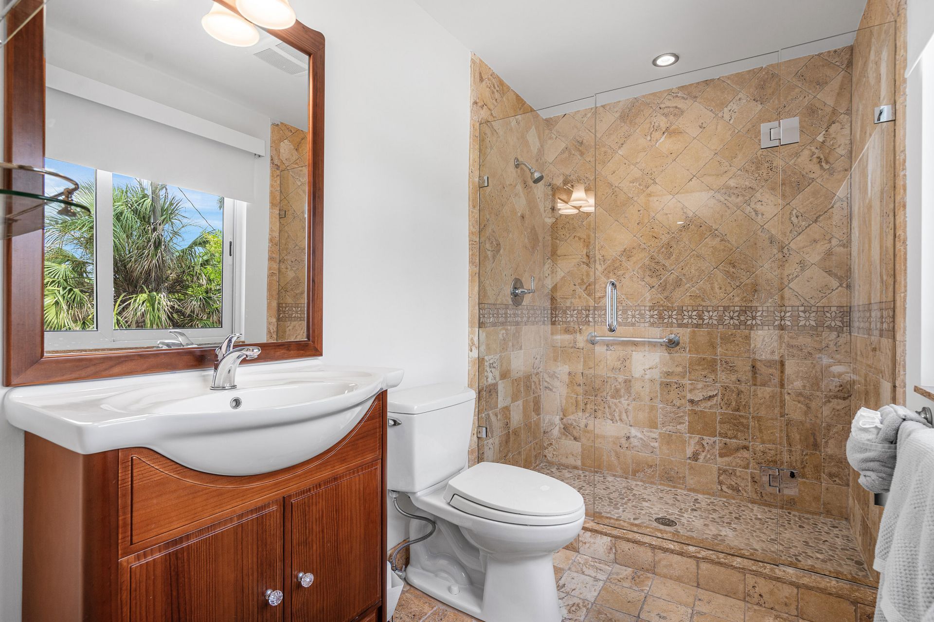 1906 Bay Drive, Pompano Beach, FL 33062 Photo