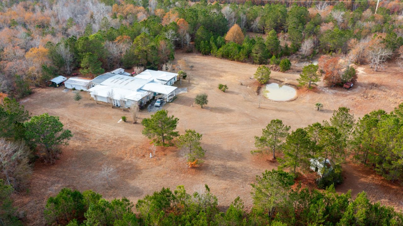 280 Royalegates Court Photo 14