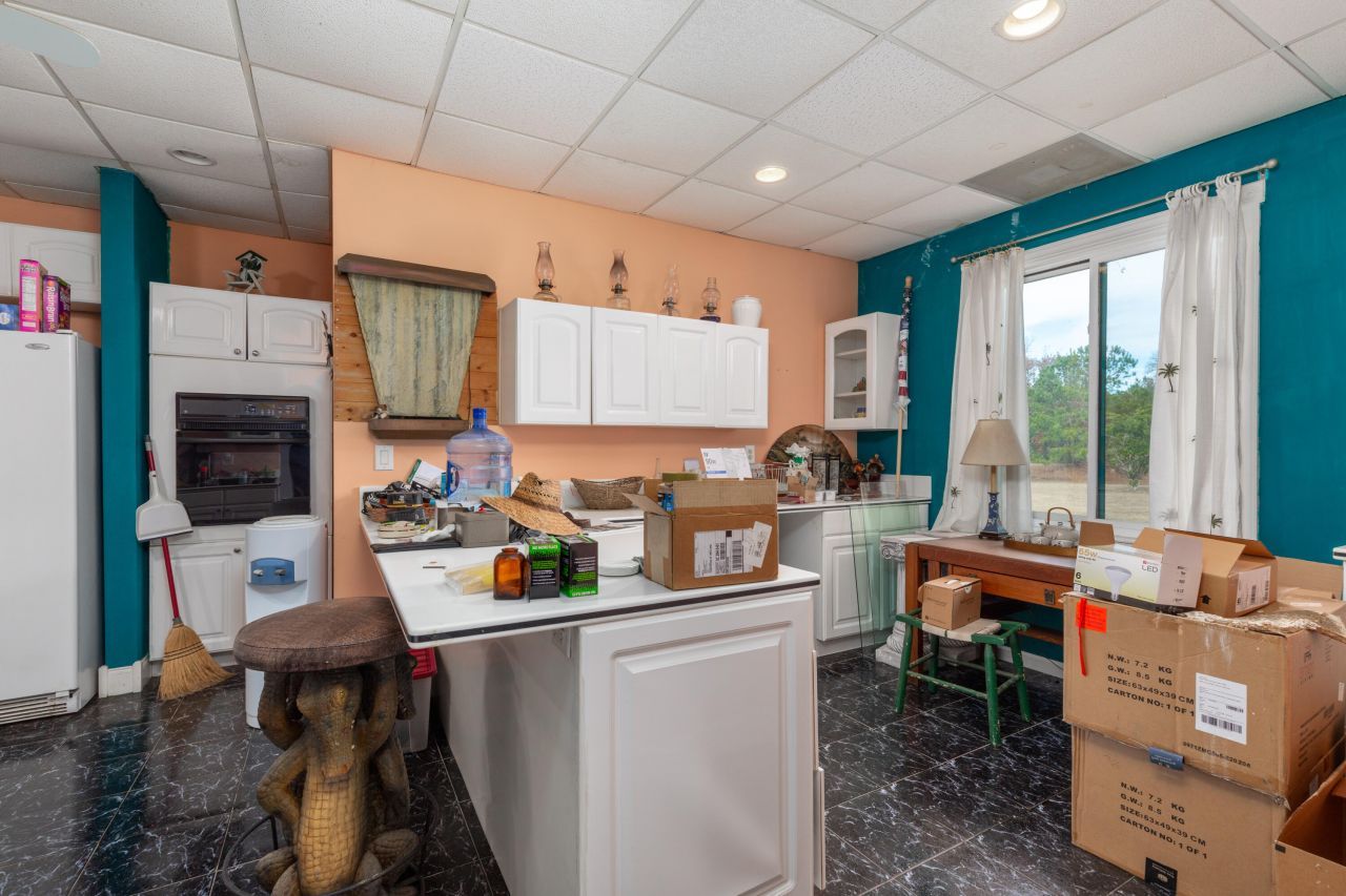 280 Royalegates Court Photo 20