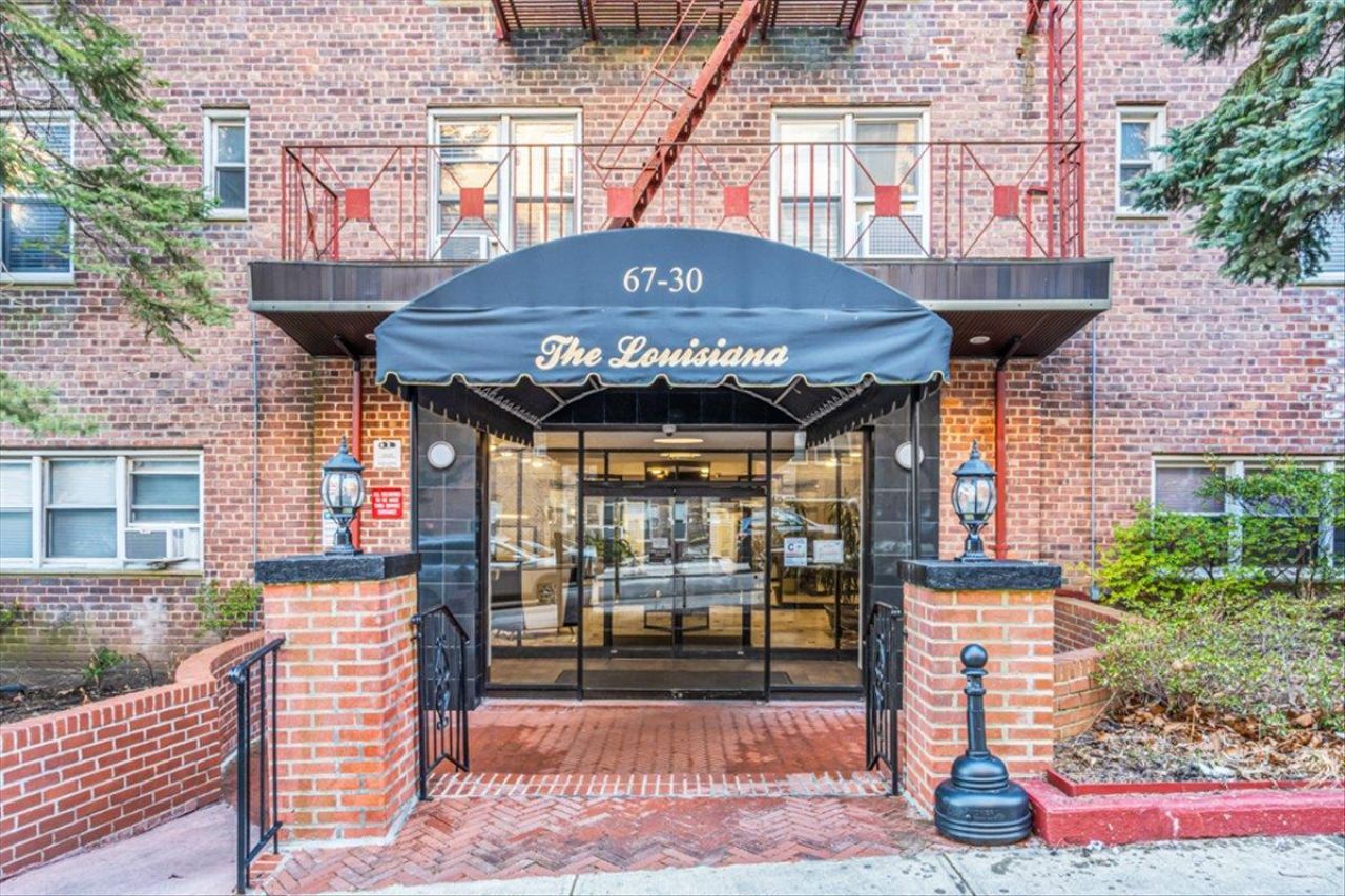 67-30 Clyde Street, Unit 7S, Forest Hills, NY 11375 Main Photo