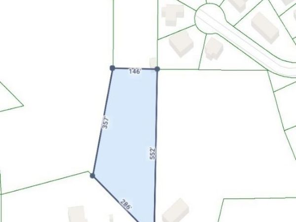 737 LINDEN Street, Trussville, AL 35173