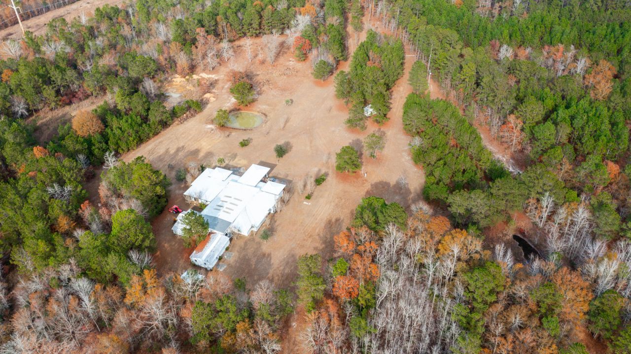 280 Royalegates Court Photo 12