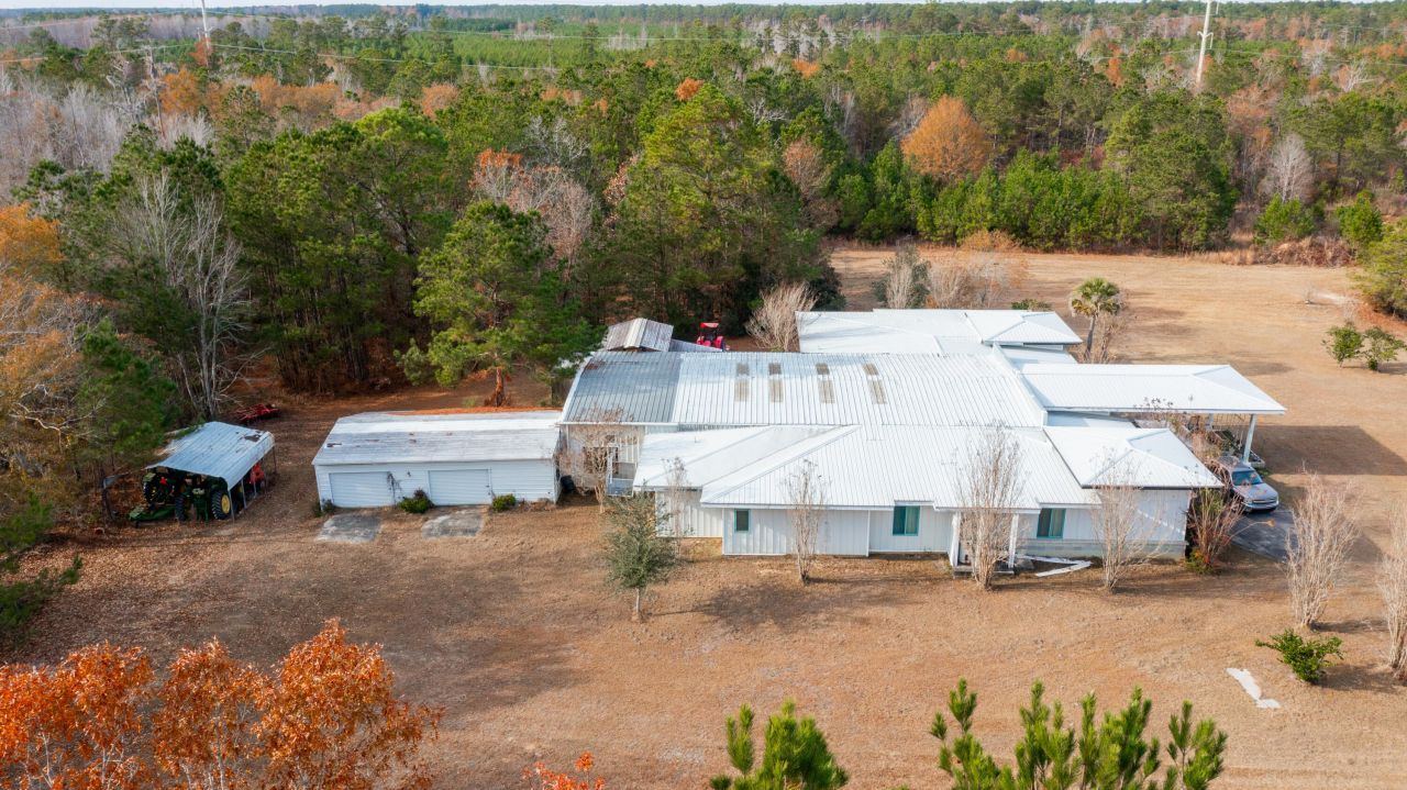 280 Royalegates Court Photo 6