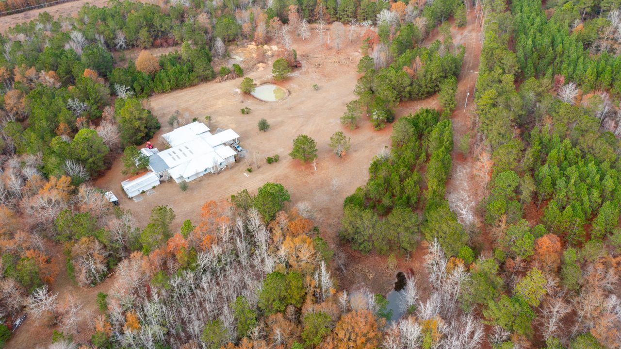 280 Royalegates Court Photo 9