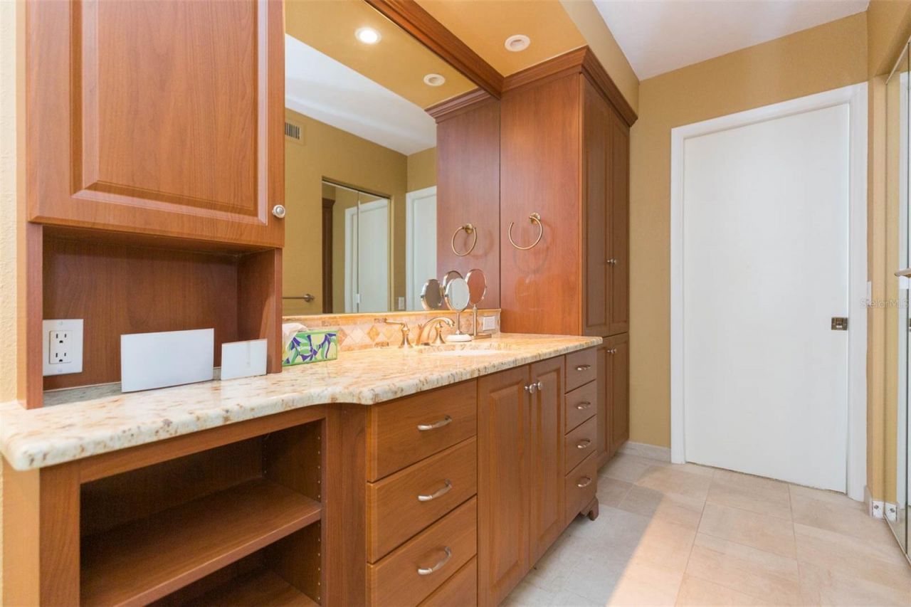 5729 Puerta Del Sol Boulevard S, Unit 185, Saint Petersburg, FL 33715 Photo