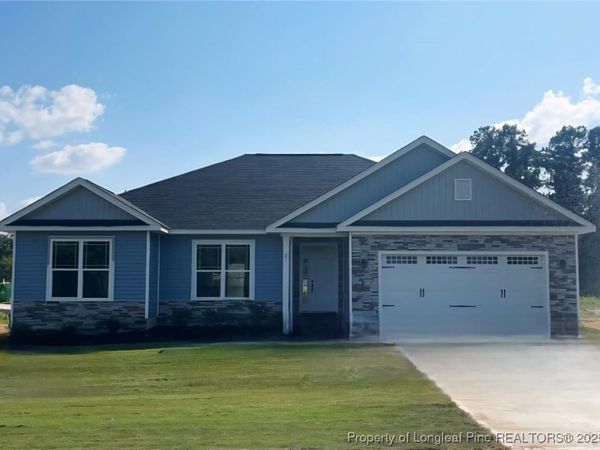 21 Shoreline Drive, Lillington, NC 27546