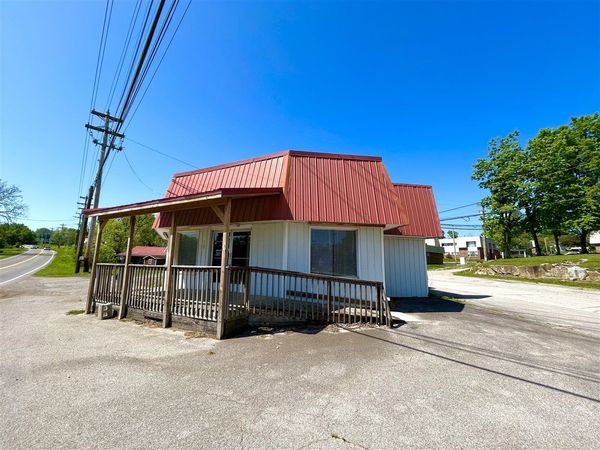 1137 Old Glasgow Road, Scottsville, KY 42164