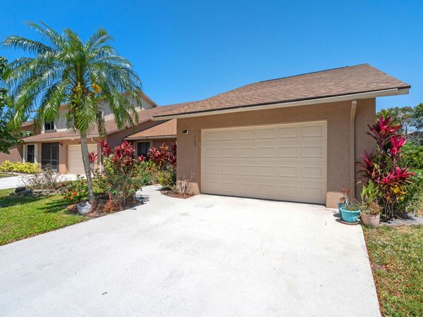 11909 Donlin Drive, Wellington, FL 33414