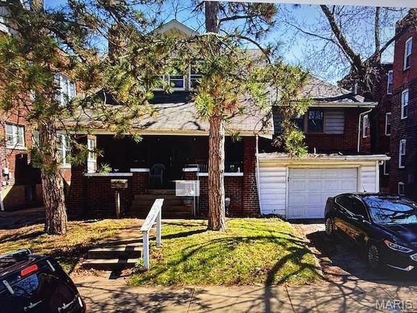 2522 Bellevue, St Louis, MO 63143