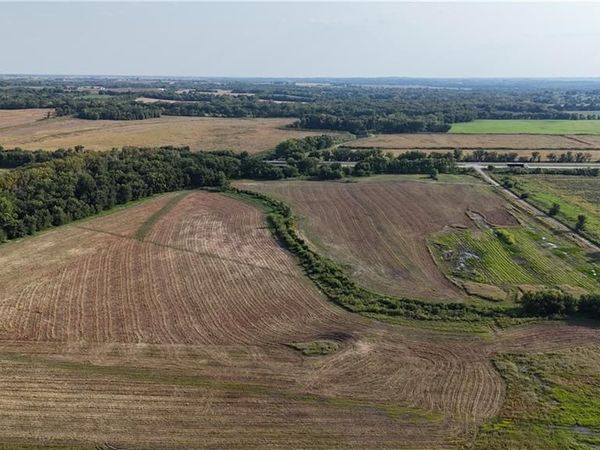 36 Highway, Easton, MO 64443