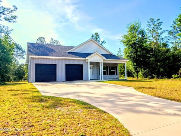 4367 Carey Boulevard, Chipley, FL 32428