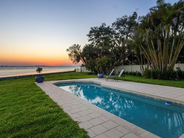 3931 BAY SHORE ROAD, SARASOTA, FL 34234